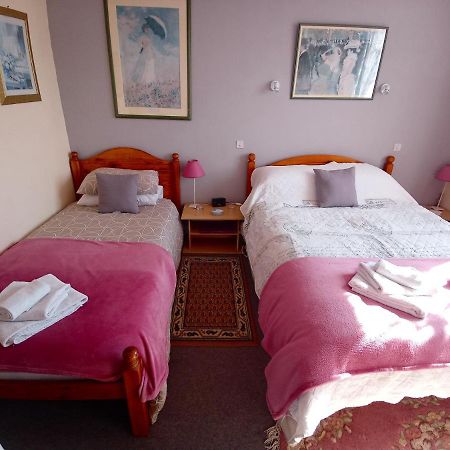 Lenard Charles Bed & Breakfast Juvigny-Val-d'Andaine Exterior foto